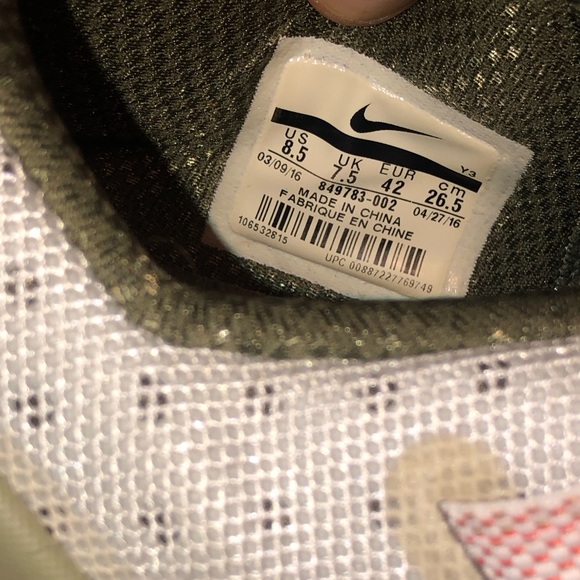 Lebron  XIII Low LMTD - Picture 4 of 8